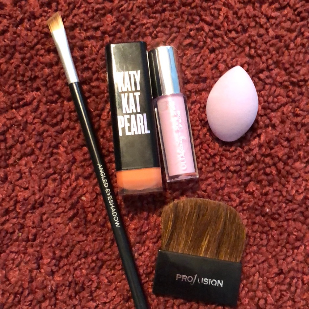 Bundle of makeup!